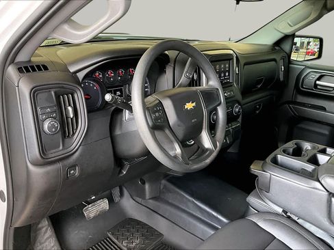 Used 2026 Chevrolet Silverado 1500 W/T w/ Trailering Package RWD image 17