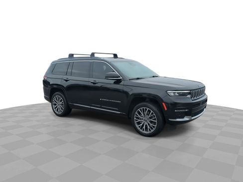 Used 2021 Jeep Grand Cherokee L Summit image 2
