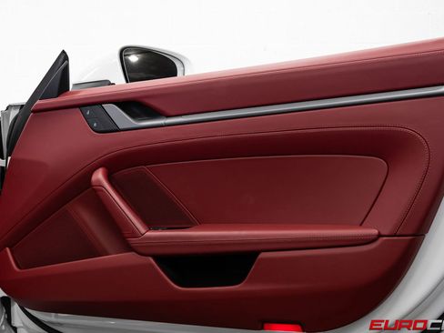 Used 2022 Porsche 911 Carrera image 21