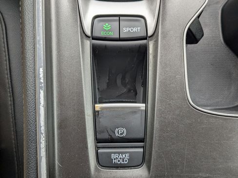 Used 2019 Honda Accord Touring image 27