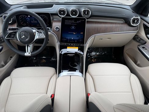 New 2026 Mercedes-Benz GLC 300 4MATIC image 12