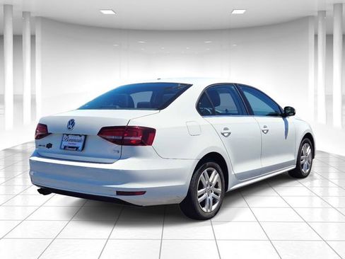 Used 2017 Volkswagen Jetta S FWD image 3