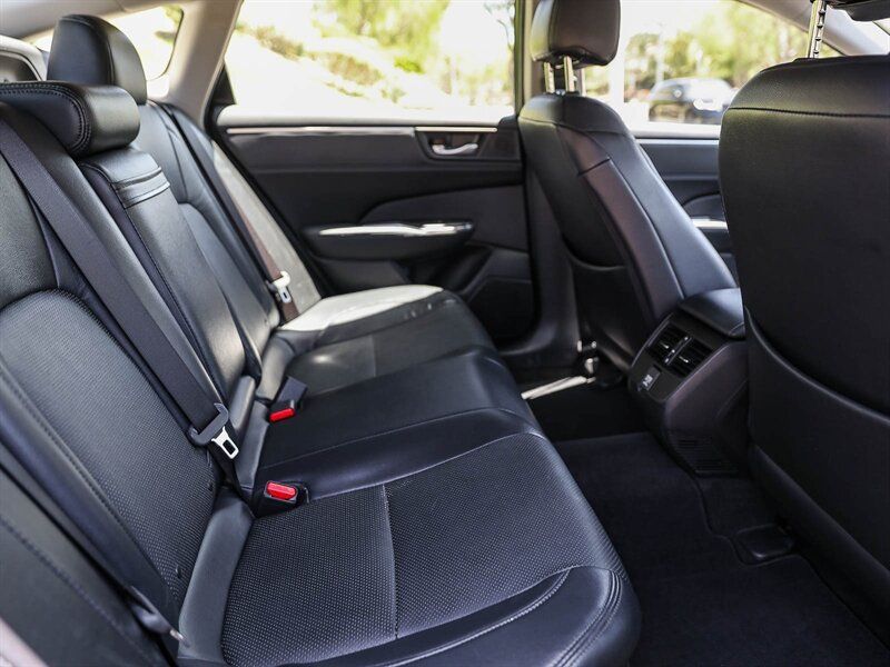 Used 2019 Honda Clarity Plug-In Hybrid image 21