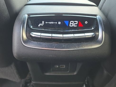 Used 2021 Cadillac XT6 Luxury image 15