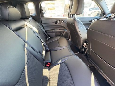 New 2026 Jeep Compass Latitude image 26