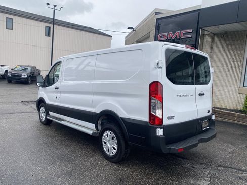 Used 2024 Ford Transit 250 Low Roof w/ Exterior Upgrade Package RWD image 5