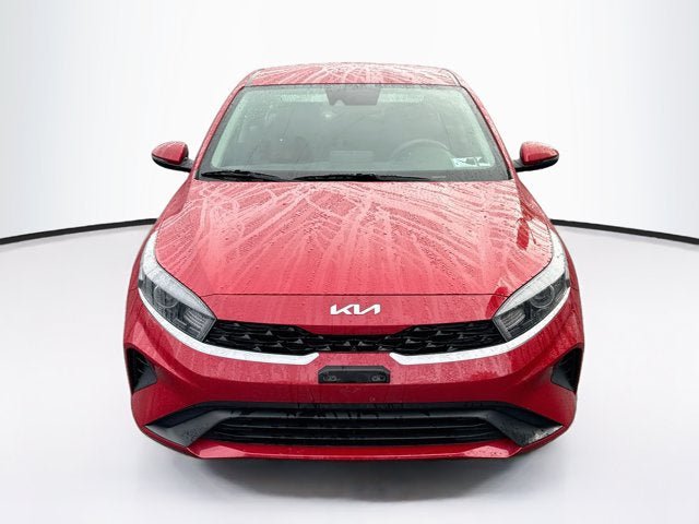 Certified 2023 Kia Forte LXS w/ LXS Technology Package FWD image 2