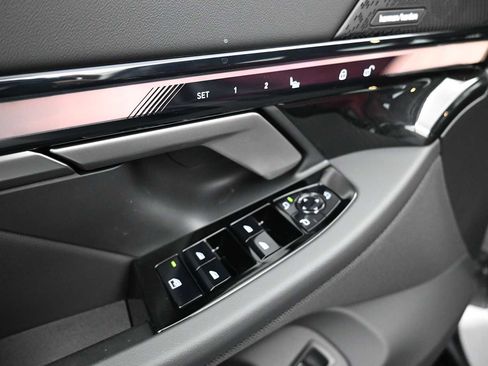New 2026 BMW 540i xDrive AWD/4WD image 9