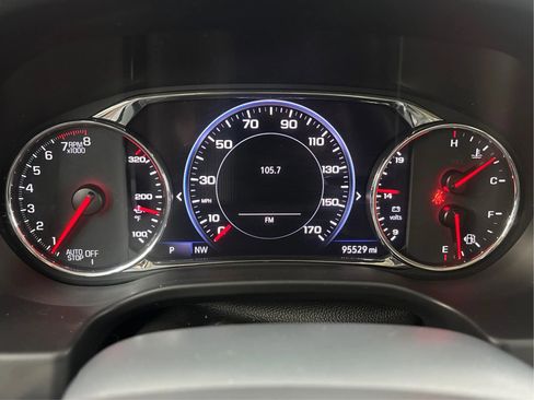 Used 2021 GMC Acadia Denali w/ Denali Technology Package AWD/4WD image 23