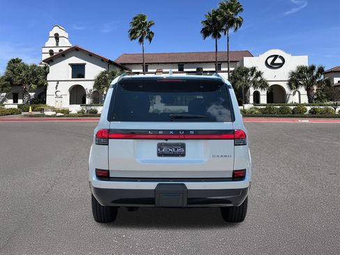 Certified 2025 Lexus GX 550 w/ Accessory Package (2T) AWD/4WD image 3