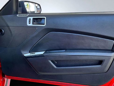 Used 2014 Ford Mustang Coupe image 22