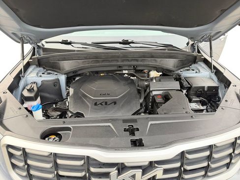 Used 2023 Kia Telluride S image 16