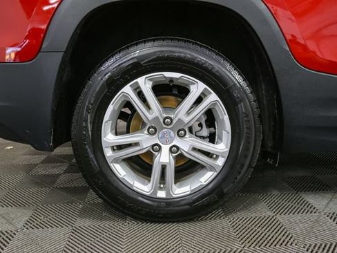 Used 2022 GMC Terrain SLE w/ Driver Convenience Package AWD/4WD image 17