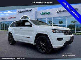 Used 2019 Jeep Grand Cherokee Altitude RWD video 1