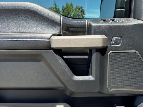 Used 2018 Ford F150 Raptor w/ Equipment Group 802A Luxury AWD/4WD image 11