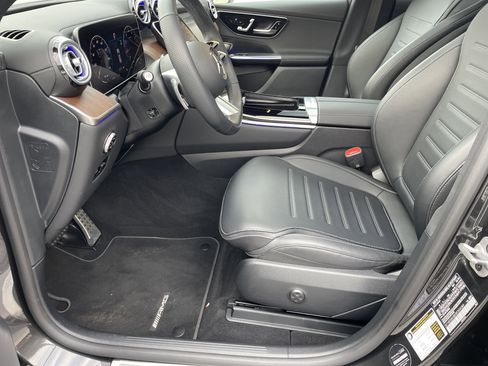 Certified 2025 Mercedes-Benz GLC 300 4MATIC image 25