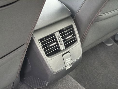 Used 2018 Honda Clarity Plug-In Hybrid image 29