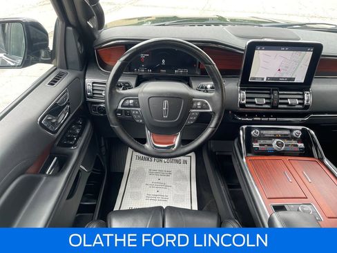 Used 2021 Lincoln Navigator Reserve AWD/4WD image 27