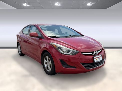 Used 2015 Hyundai Elantra SE image 6