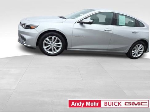 Used 2018 Chevrolet Malibu LT image 9