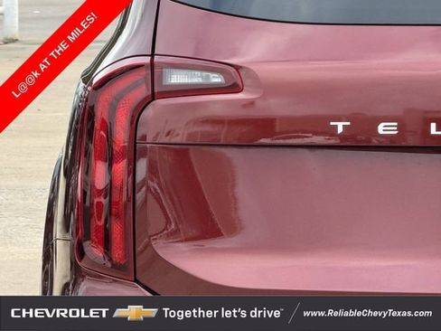 Used 2024 Kia Telluride S w/ S Sunroof Package FWD image 9