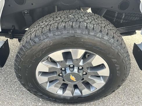 New 2026 Chevrolet Silverado 2500 Custom image 30