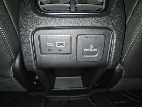 Used 2023 Chevrolet Blazer LT w/ Sound & Technology Package AWD/4WD image 23
