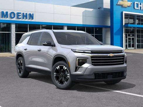 New 2027 Chevrolet Traverse LT w/ Sun and Wheel Package AWD/4WD image 7