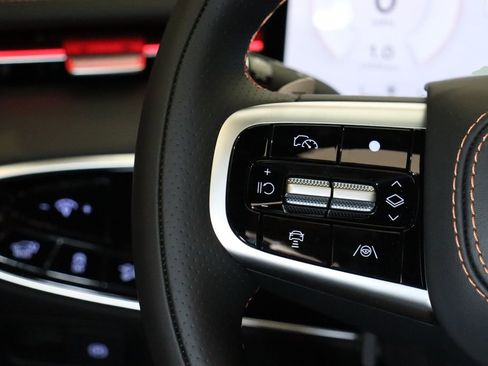 New 2026 Genesis GV70 2.5T Sport Prestige image 15