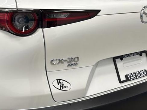 Used 2025 MAZDA CX-30 AWD 2.5 S w/ Premium Package image 40