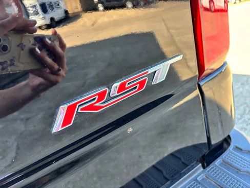 Used 2023 Chevrolet Silverado 1500 RST w/ Convenience Package II AWD/4WD image 10