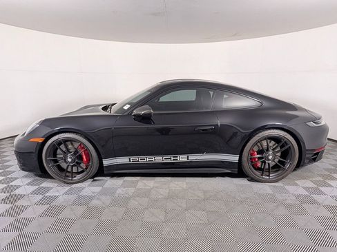 Certified 2024 Porsche 911 Carrera GTS RWD image 2
