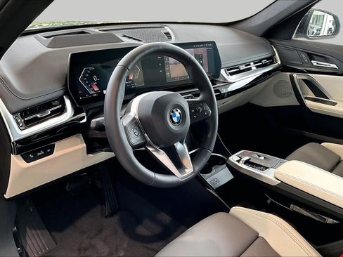 New 2026 BMW X1 xDrive28i w/ Technology Package AWD/4WD image 7