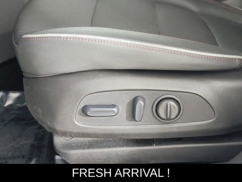 Used 2023 Chevrolet TrailBlazer RS w/ Convenience Package FWD image 14
