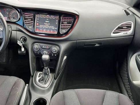 Used 2015 Dodge Dart SXT image 18
