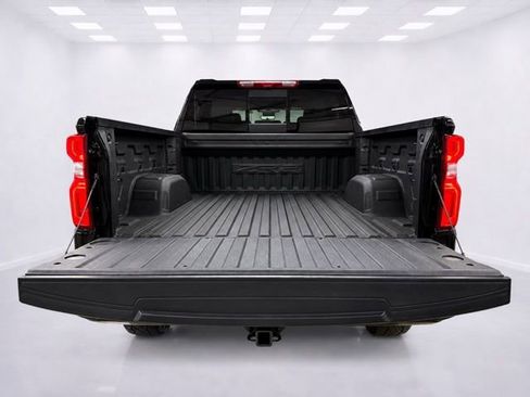 Used 2024 Chevrolet Silverado 1500 ZR2 w/ Technology Package AWD/4WD image 9