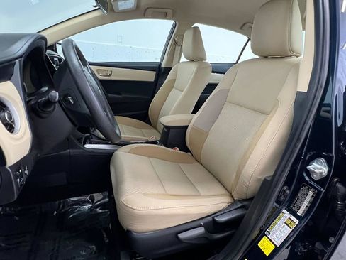 Used 2017 Toyota Corolla LE FWD image 8