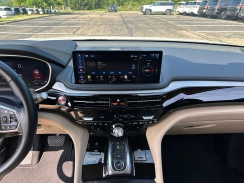 Used 2025 Acura MDX FWD image 57