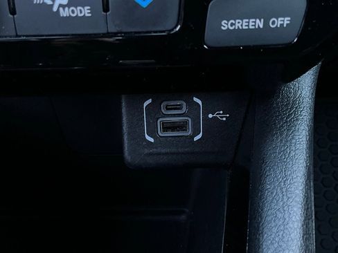 Used 2025 Jeep Compass Trailhawk image 25