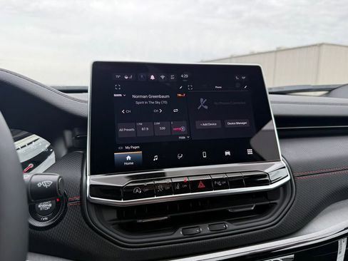 New 2026 Jeep Compass Trailhawk image 32