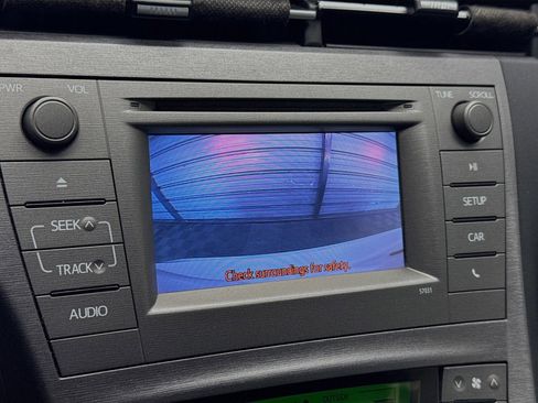 Used 2015 Toyota Prius Two FWD image 9