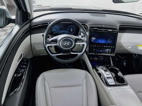 Certified 2023 Hyundai Tucson Limited AWD/4WD image 24