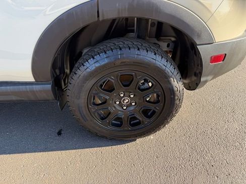 Used 2025 Ford Bronco Sport Badlands image 22