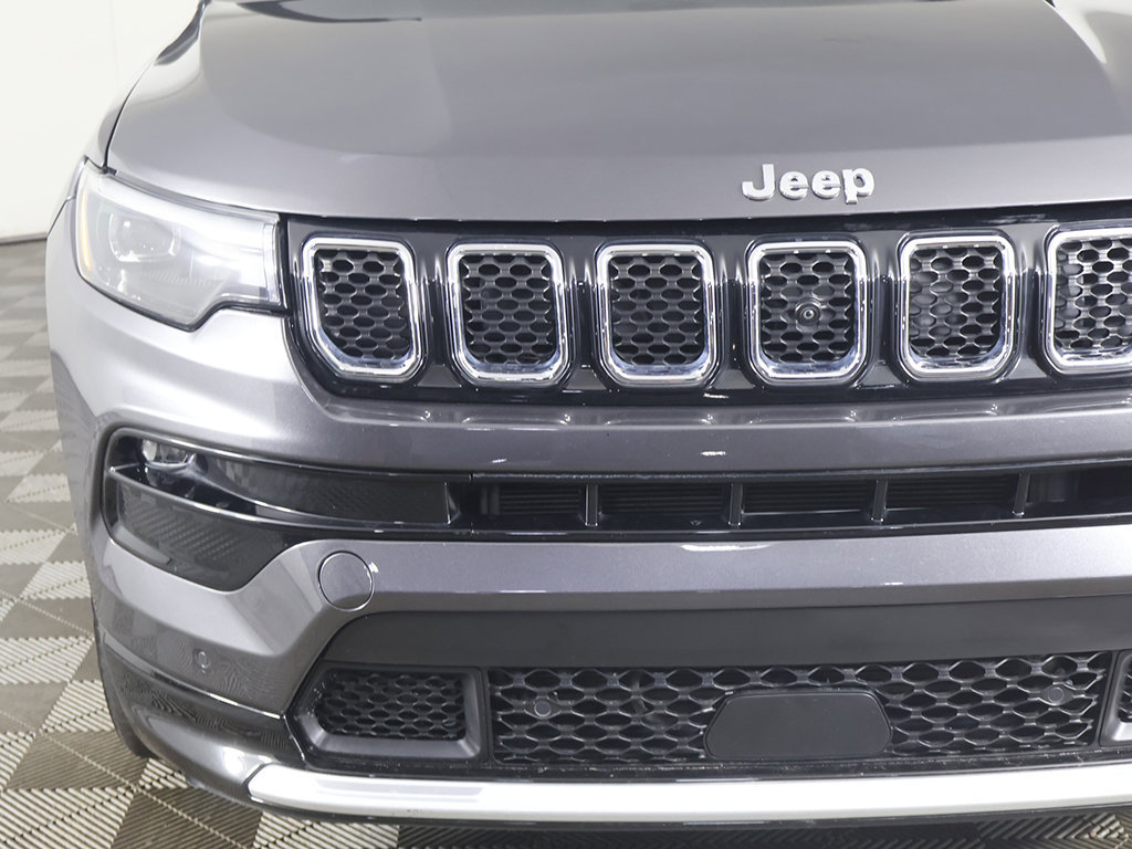 Used 2024 Jeep Compass Limited w/ Elite Group AWD/4WD image 15