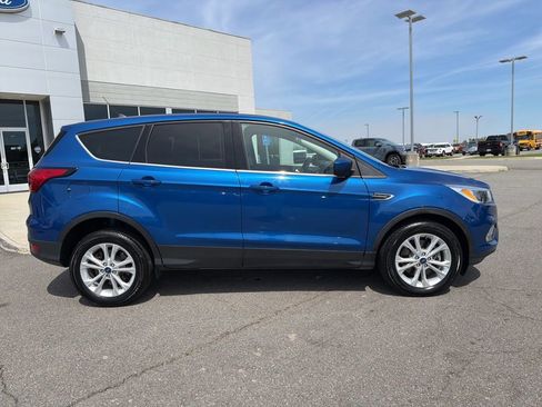 Used 2019 Ford Escape SE AWD/4WD image 2