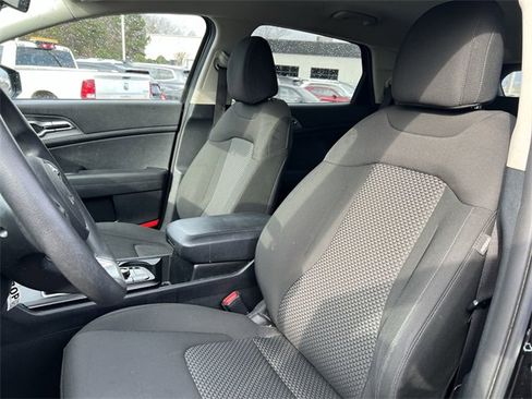 Certified 2024 Kia Sportage LX image 11