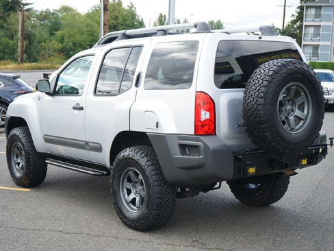 Used 2011 Nissan Xterra PRO-4X w/ Pro-4x Leather Pkg AWD/4WD image 3