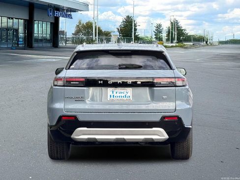 New 2026 Honda Prologue Touring image 5