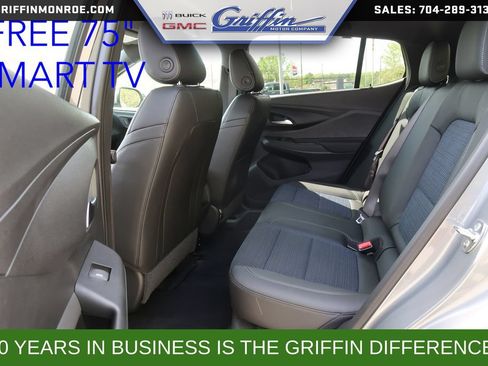 New 2026 Buick Envista Sport Touring w/ Convenience I Package FWD image 21