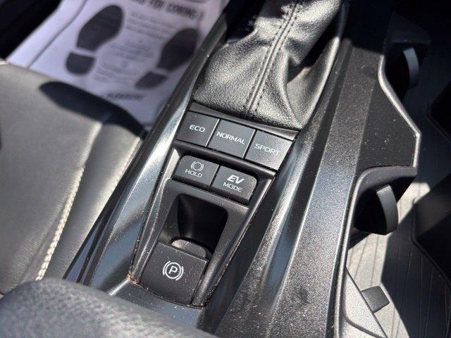 Used 2025 Toyota Camry SE FWD image 22